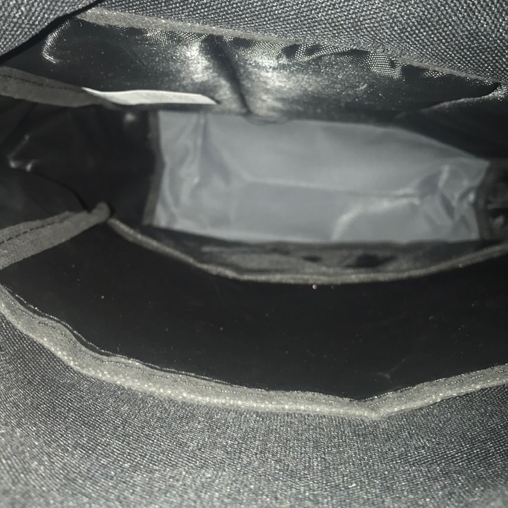 Pokemon Pikachu Mini Backpack - Picture 3 of 6